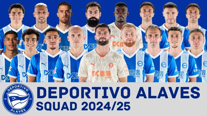 Cầu thủ Alaves đang nỗ lực chặn đối thủ Getafe trên sân Cầu thủ Alaves đang nỗ lực chặn đối thủ Getafe trên sân