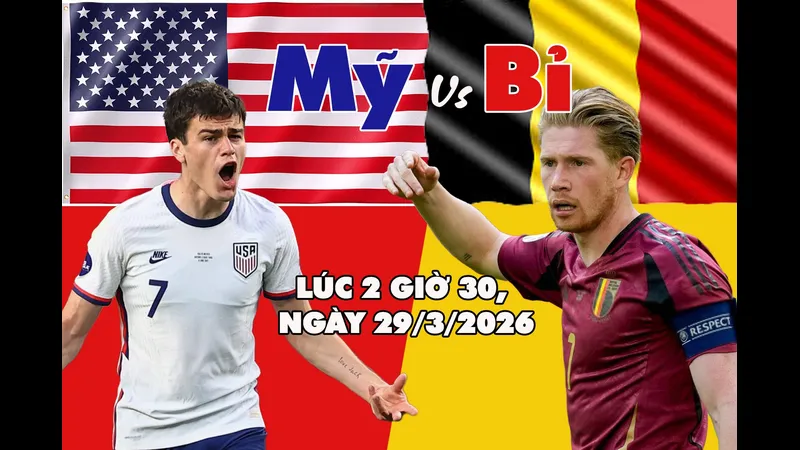 Cầu thủ Mỹ và Bỉ đang tranh chấp quả bóng trên sân cỏ Cầu thủ Mỹ và Bỉ đang tranh chấp quả bóng trên sân cỏ